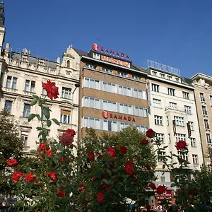 Hotel Ramada Centre ****